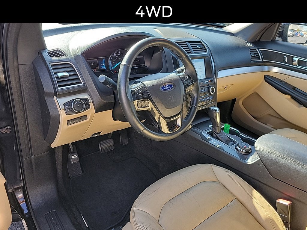 Certified 2017 Ford Explorer XLT w/ Equipment Group 202A AWD/4WD image 23