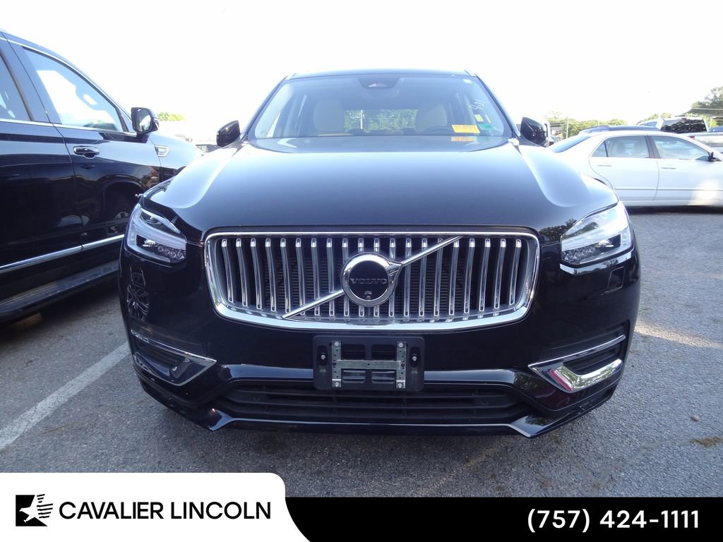 Used 2024 Volvo XC90 B6 Plus AWD/4WD image 2