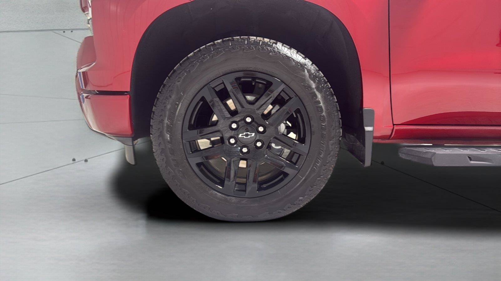 Used 2025 Chevrolet Silverado 1500 RST w/ Convenience Package II AWD/4WD image 31