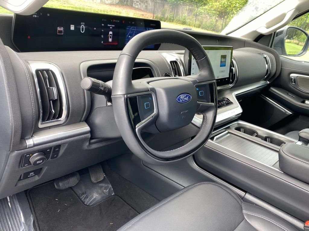 Certified 2025 Ford Expedition Max Platinum AWD/4WD image 25