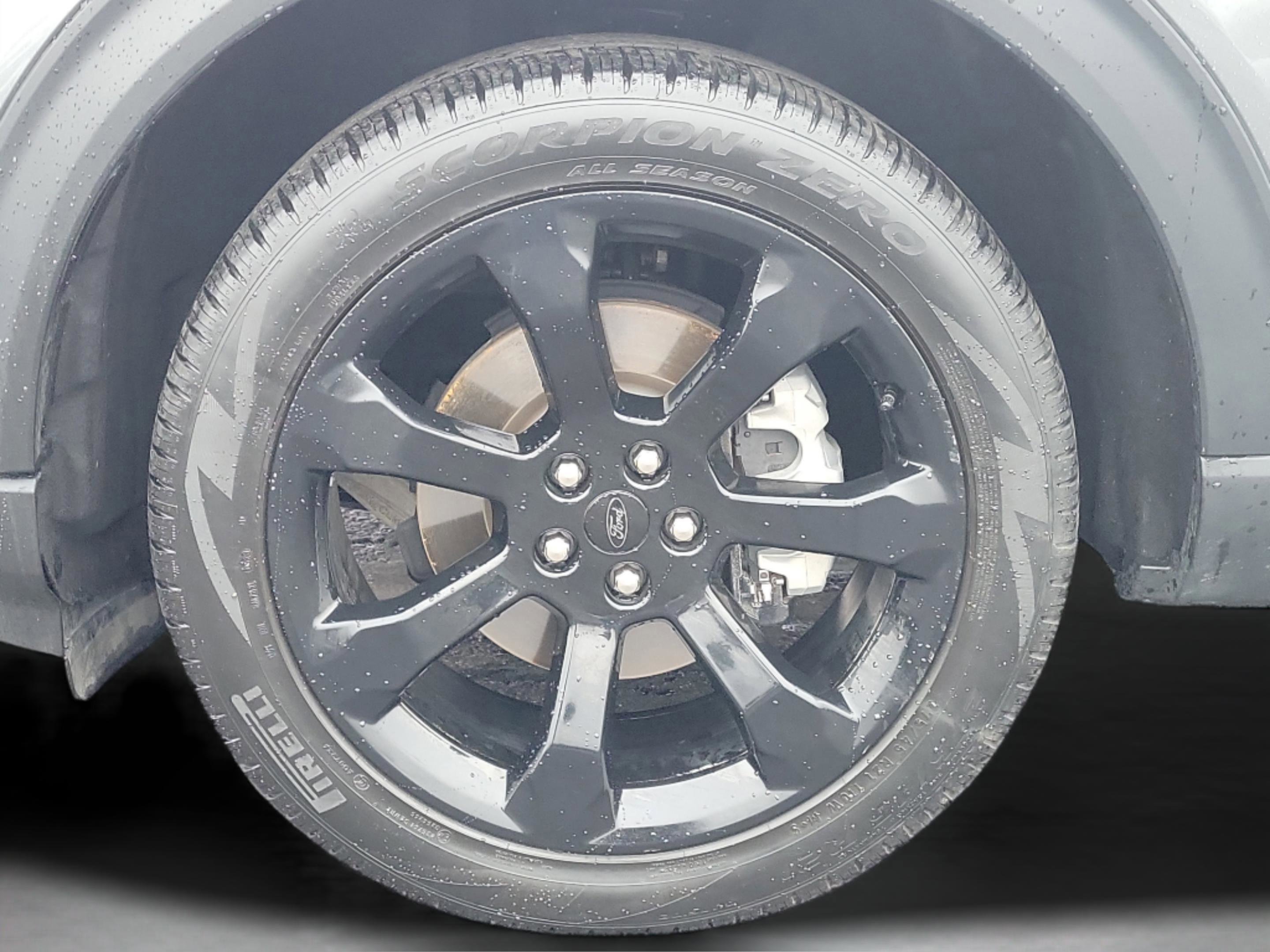 Certified 2023 Ford Explorer ST-Line w/ Class IV Trailer Tow Package image 9