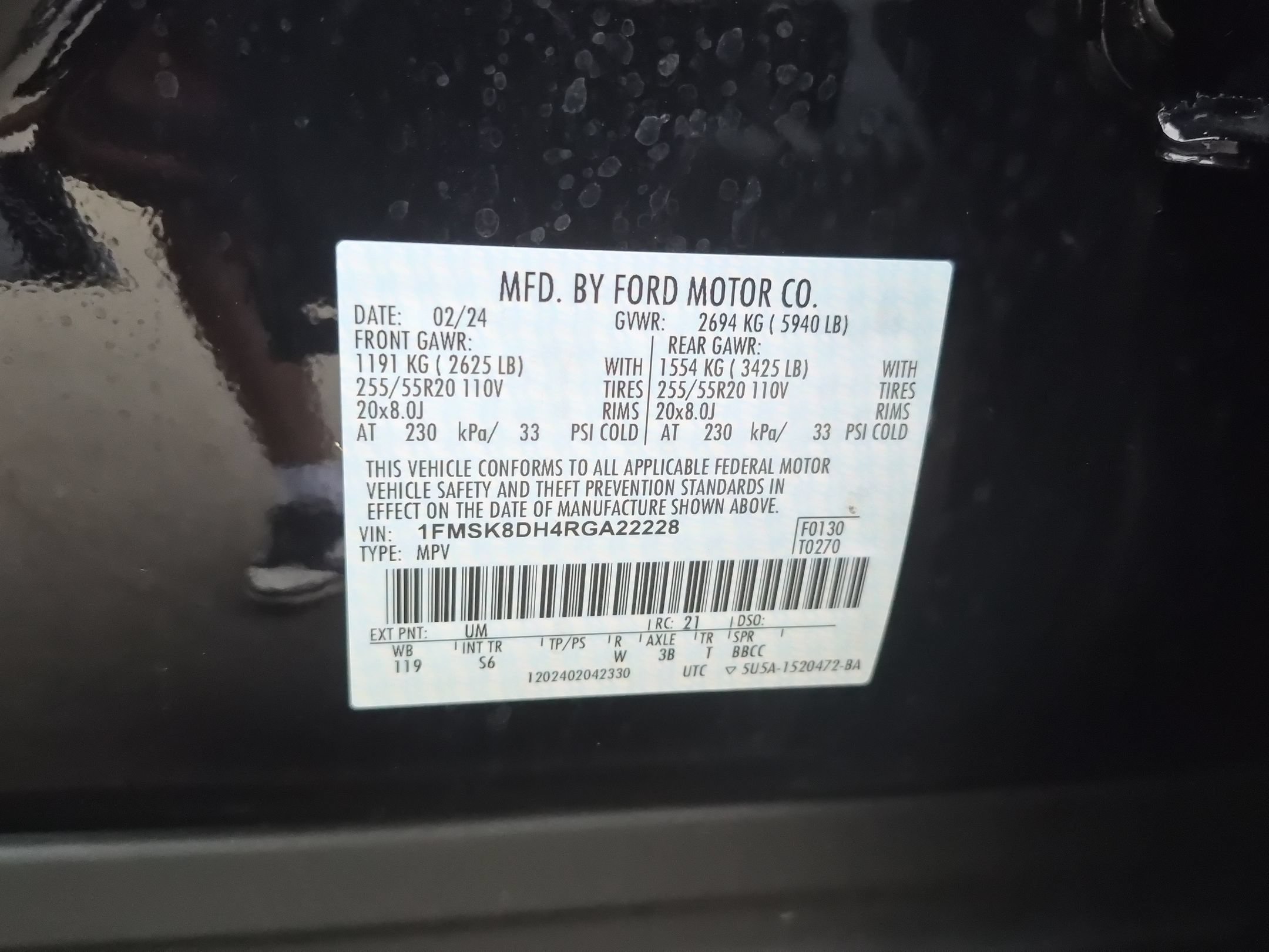 Certified 2024 Ford Explorer XLT w/ Equipment Group 202A AWD/4WD image 40
