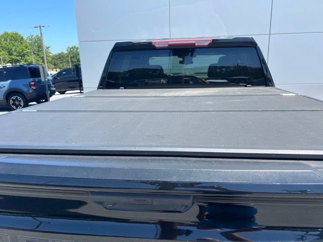 Used 2022 Chevrolet Silverado 1500 LT Trail Boss w/ LPO, Dark Essentials Package AWD/4WD image 7