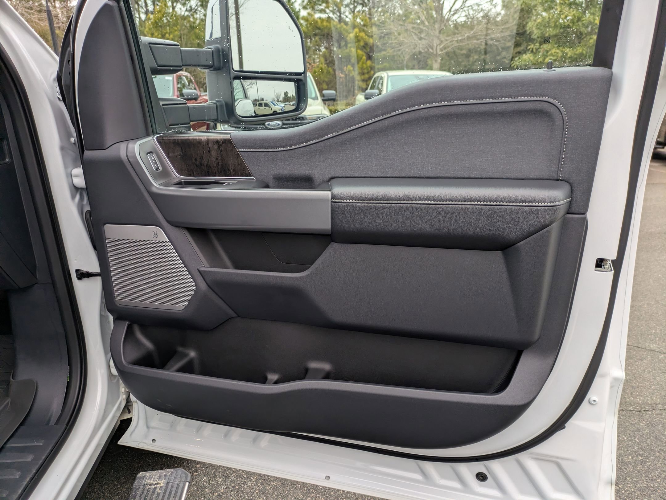 Certified 2024 Ford F250 Lariat w/ Lariat Ultimate Package image 45