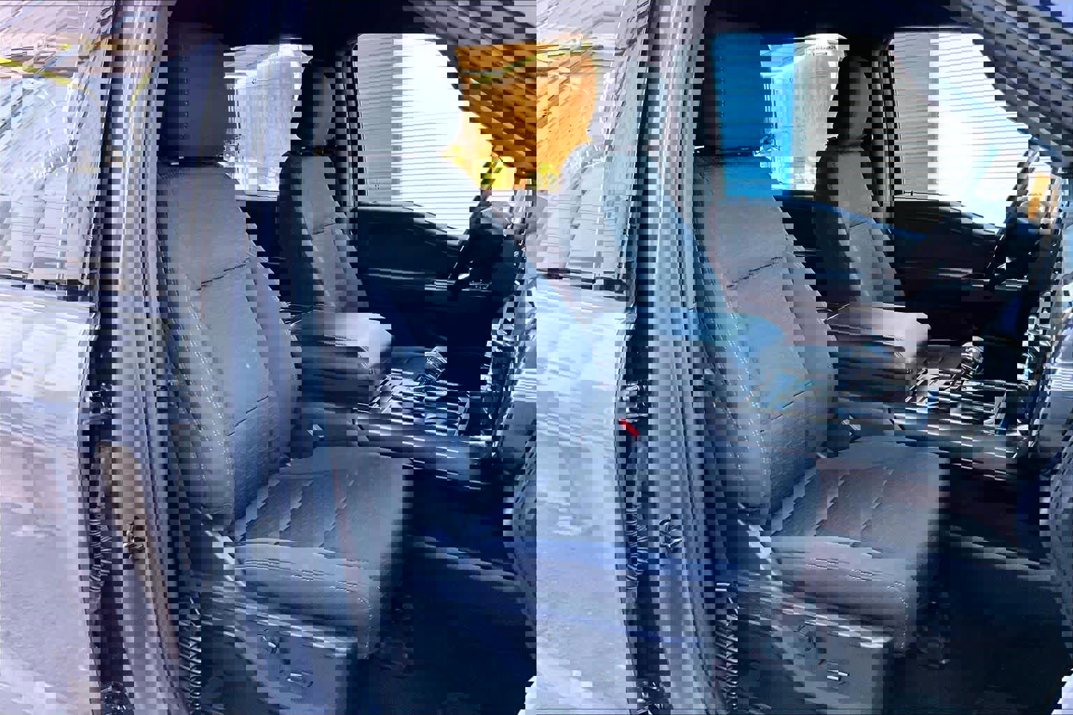 Certified 2022 Ford F150 XLT w/ Equipment Group 302A High image 8