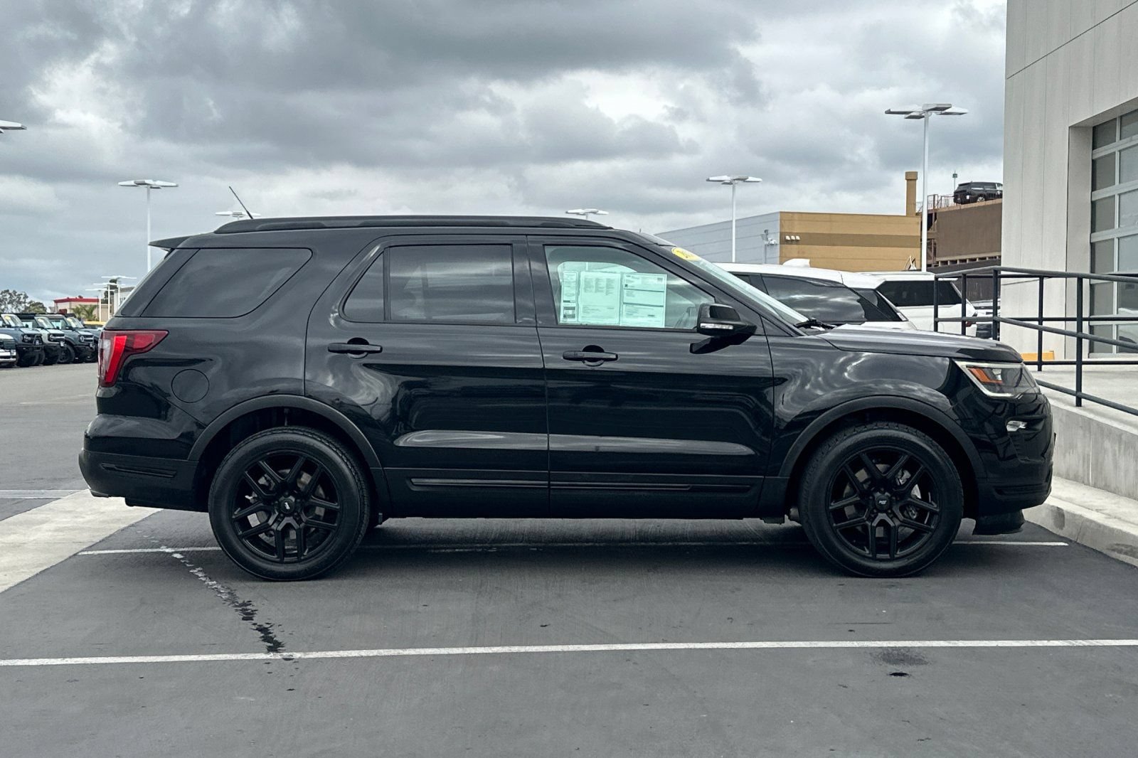 Certified 2018 Ford Explorer Sport AWD/4WD image 2