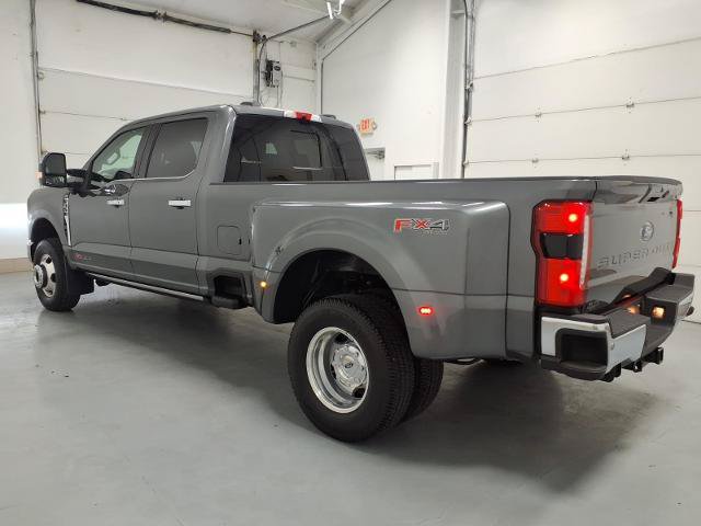 Certified 2026 Ford F350 Lariat w/ Lariat Ultimate Package AWD/4WD image 6