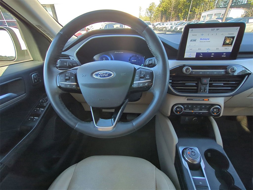 Certified 2021 Ford Escape SEL w/ Technology Package image 16