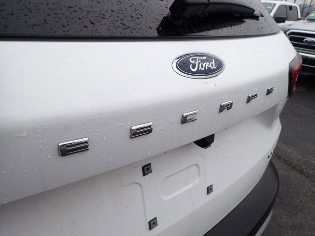 Certified 2023 Ford Escape Active w/ Tech Pack #1 image 9