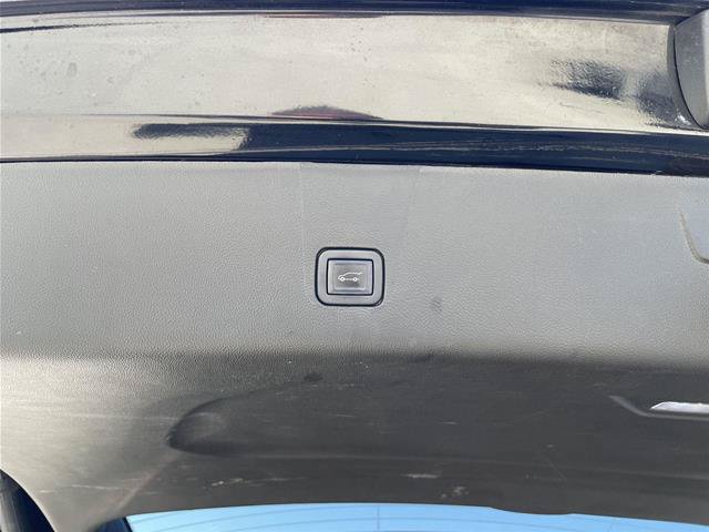 Used 2022 Chevrolet Traverse LT AWD/4WD image 38