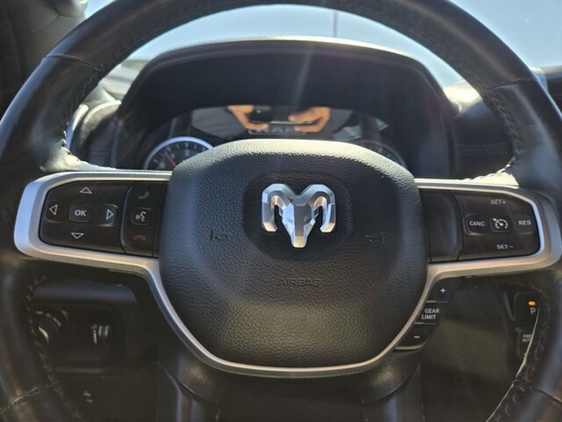 Used 2022 RAM 1500 Big Horn AWD/4WD image 36