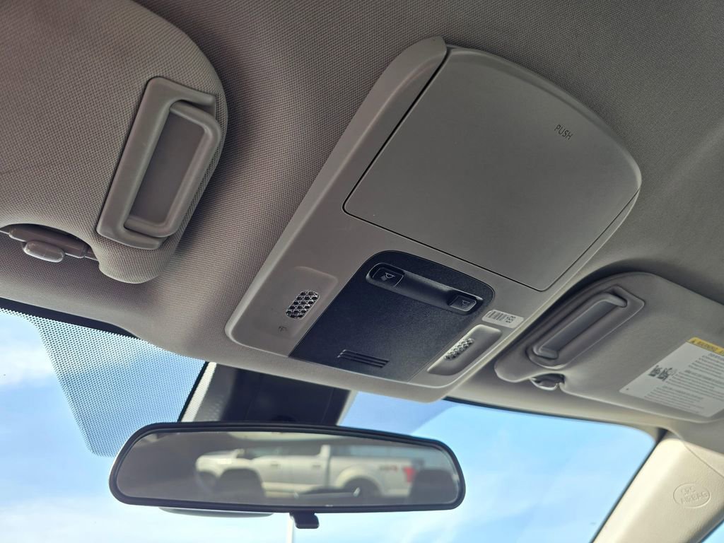 Used 2020 Toyota Camry SE image 26