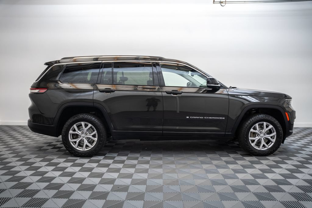 Used 2022 Jeep Grand Cherokee L Limited AWD/4WD image 4
