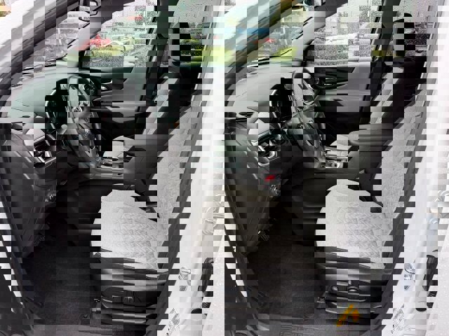 Used 2022 Chevrolet Equinox LT w/ LPO, Floor Liner Package image 13