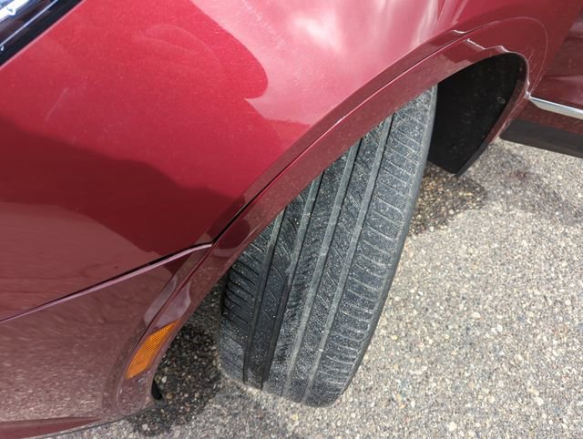 Used 2017 Cadillac XT5 Premium Luxury w/ LPO, Wheel Lock Package image 37