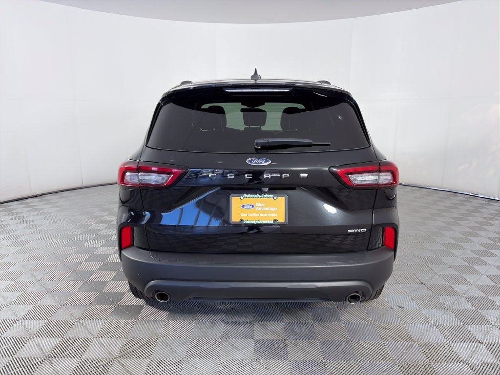 Certified 2025 Ford Escape ST-Line Select AWD/4WD image 6