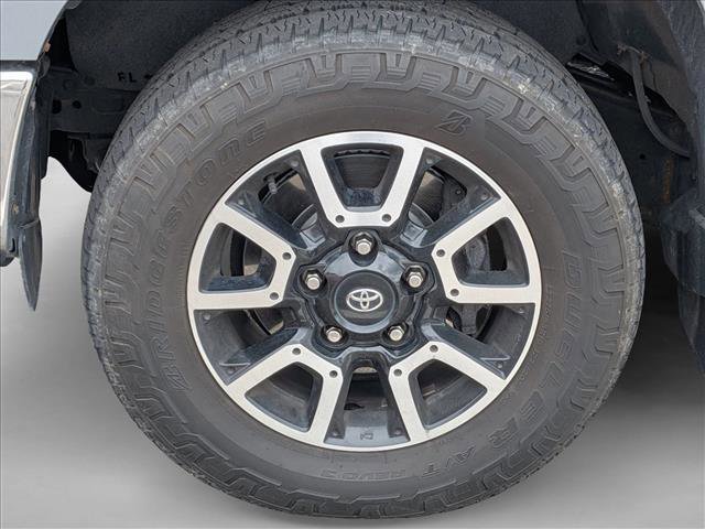 Used 2021 Toyota Tundra Limited w/ Limited Premium Package AWD/4WD image 9
