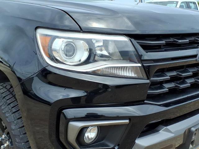 Used 2022 Chevrolet Colorado Z71 w/ Z71 Midnight Edition RWD image 11