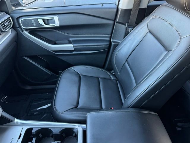 Certified 2023 Ford Explorer XLT w/ Equipment Group 202A AWD/4WD image 25