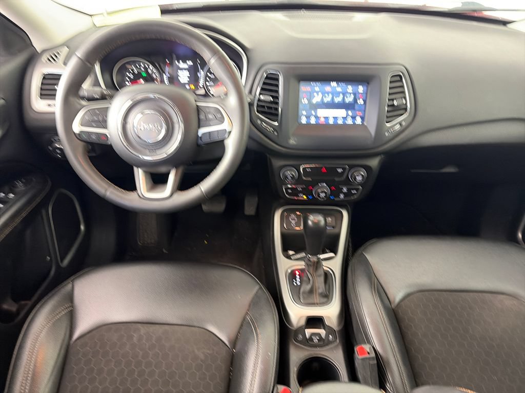 Used 2021 Jeep Compass Latitude FWD image 14