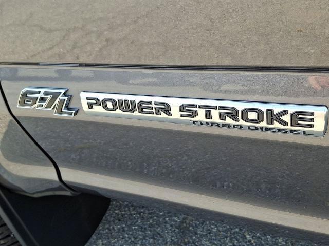 Certified 2022 Ford F350 Platinum AWD/4WD image 40