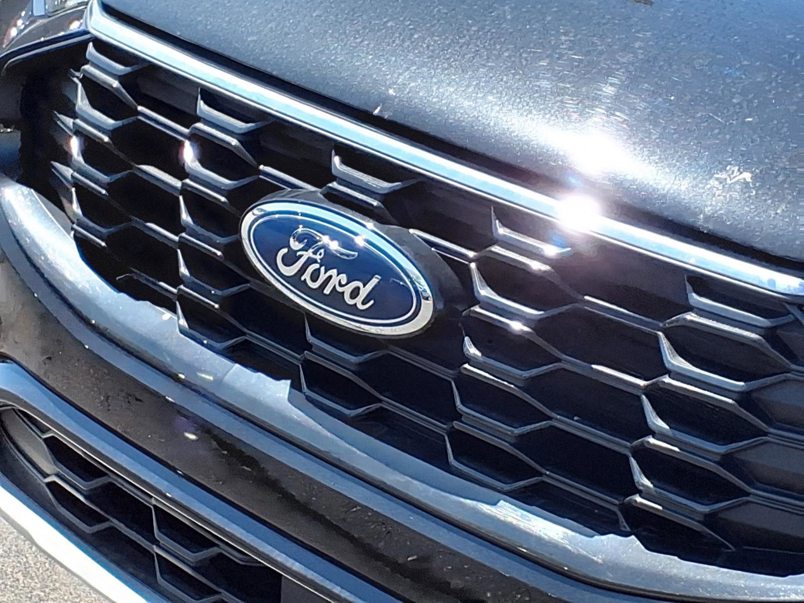 Certified 2024 Ford Escape ST-Line w/ Tech Pack #1 image 29