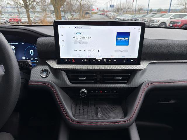 Certified 2025 Ford Explorer ST image 29