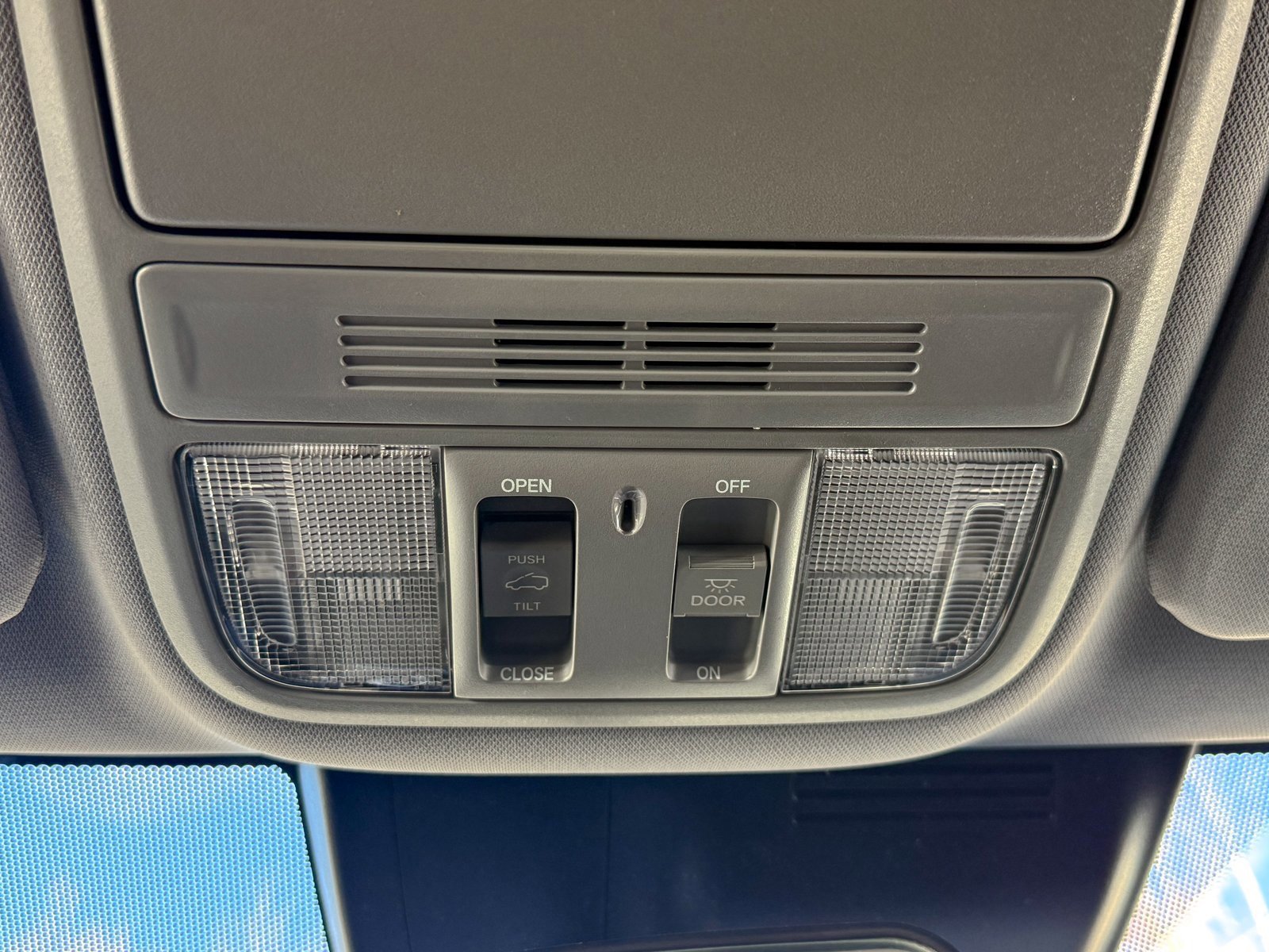 Used 2020 Honda CR-V EX image 33