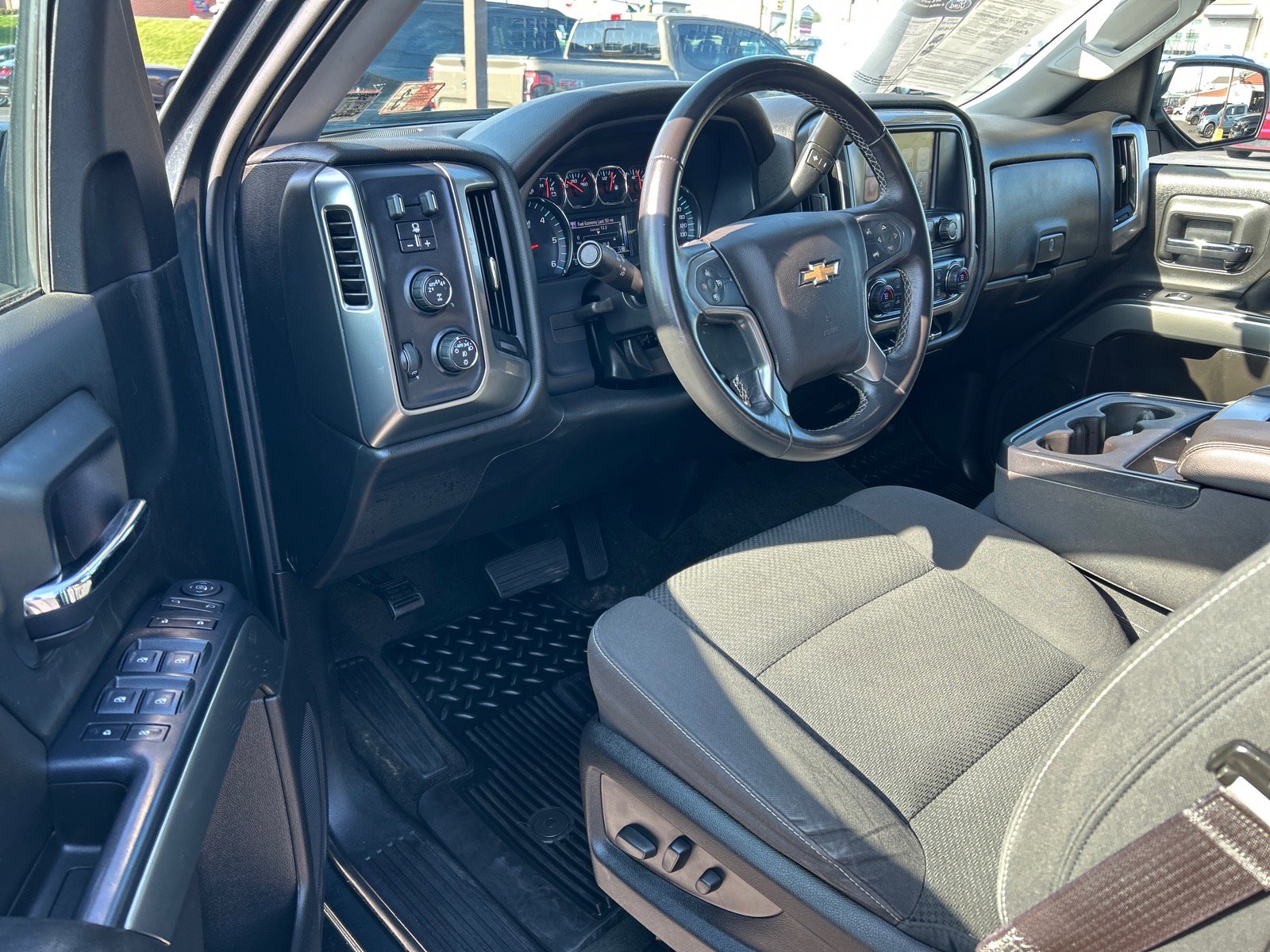 Used 2017 Chevrolet Silverado 1500 LT w/ All Star Edition image 5