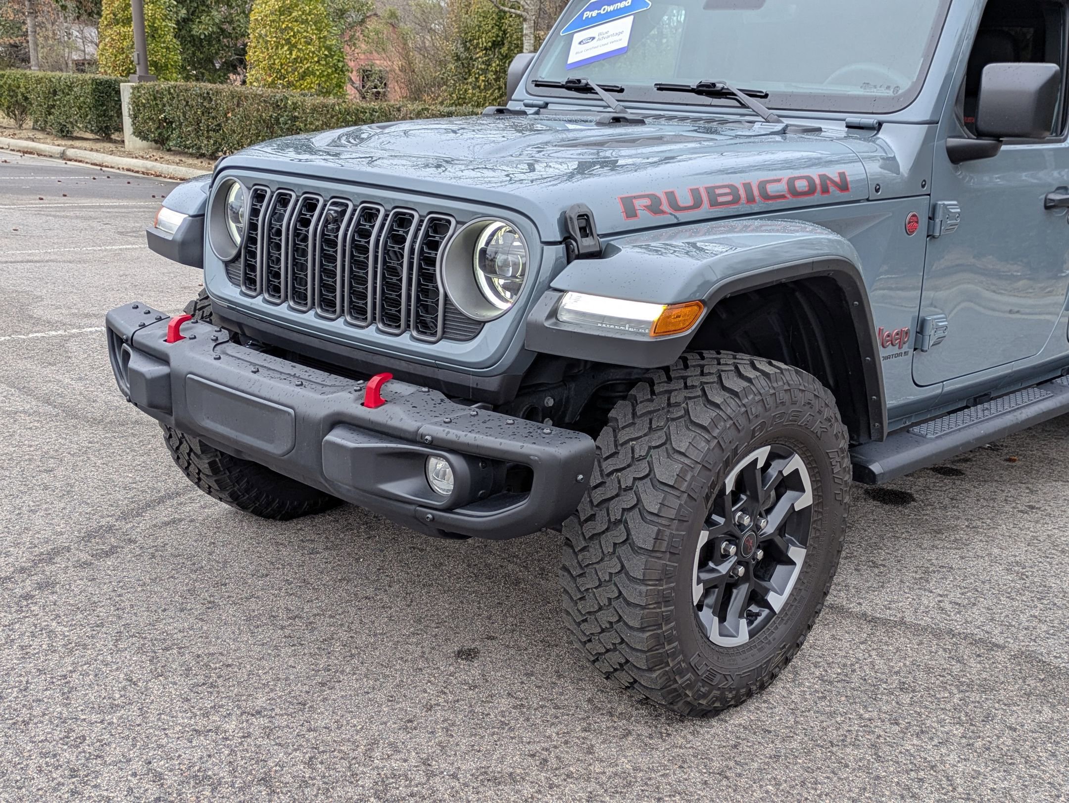 Used 2024 Jeep Gladiator Rubicon image 2
