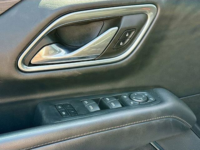 Used 2023 Chevrolet Tahoe LT w/ Luxury Package AWD/4WD image 16