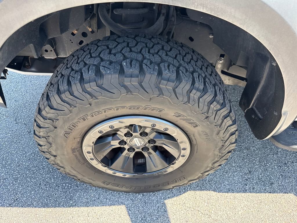 Certified 2017 Ford F150 Raptor w/ Equipment Group 802A Luxury image 13