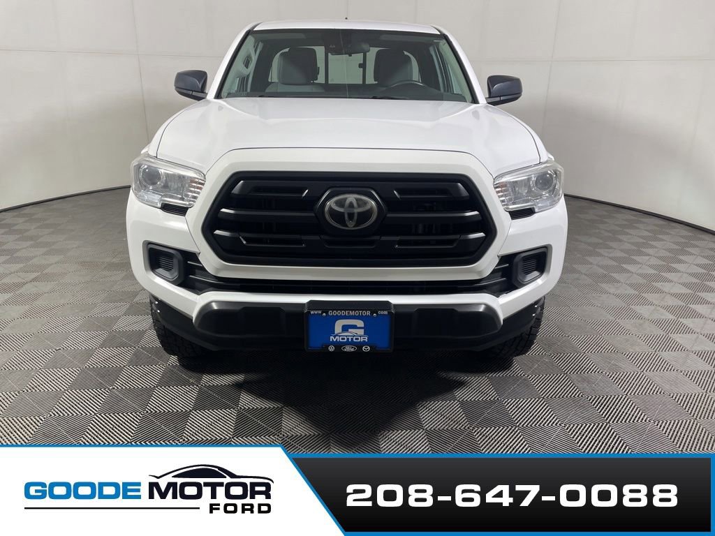 Used 2019 Toyota Tacoma SR w/ SX Package AWD/4WD image 3