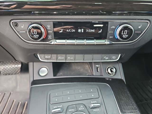 Used 2019 Audi Q5 2.0T Premium w/ Convenience Package AWD/4WD image 29