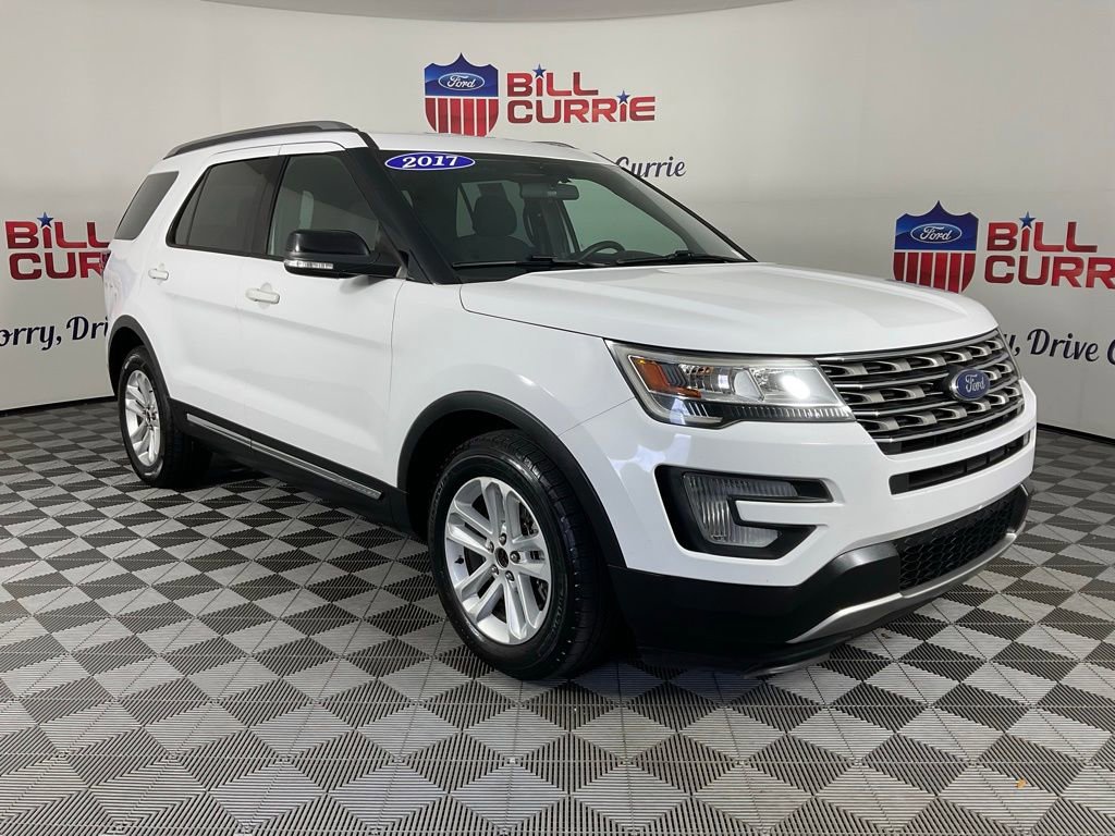 Certified 2017 Ford Explorer XLT image 7