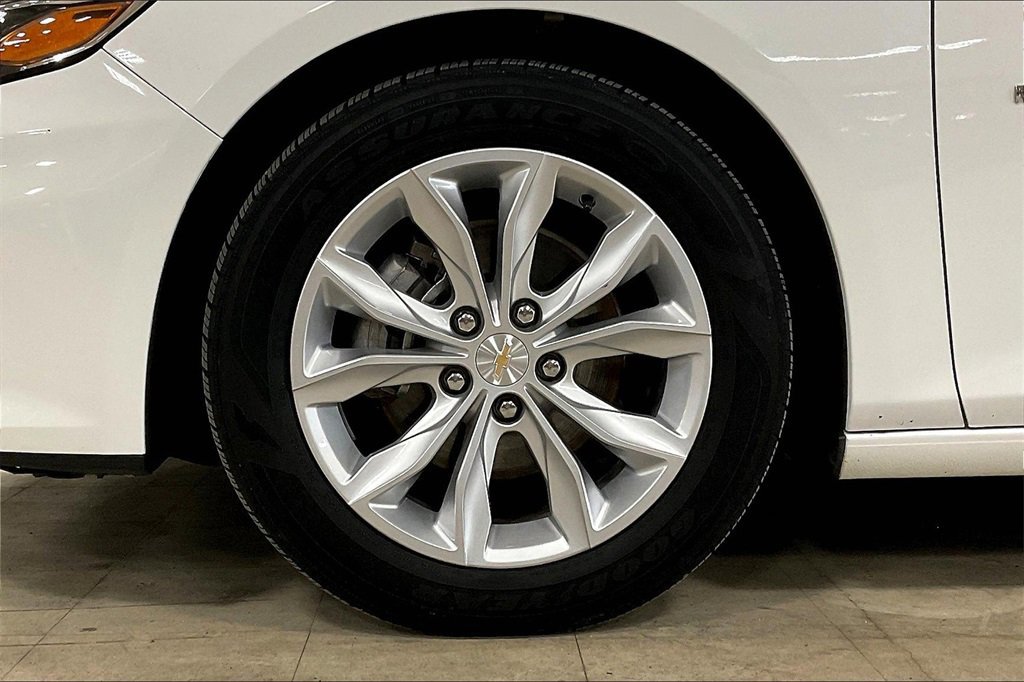 Used 2024 Chevrolet Malibu LT image 11