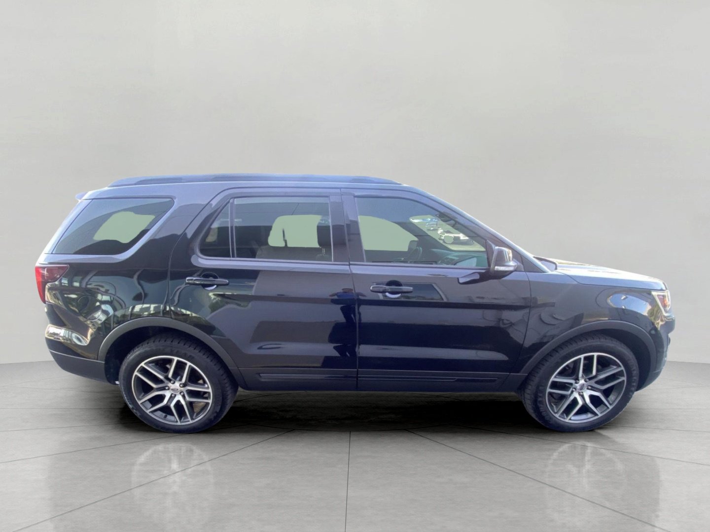 Certified 2017 Ford Explorer Sport AWD/4WD image 9