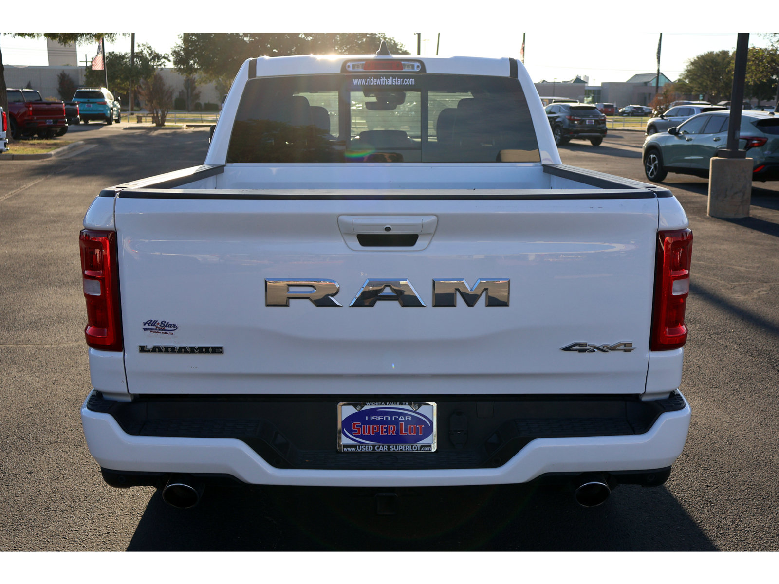 Used 2025 RAM 1500 Laramie w/ Sport Appearance Package AWD/4WD image 15