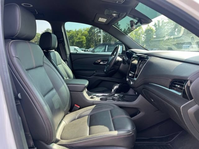 Used 2022 Chevrolet Traverse RS FWD image 11