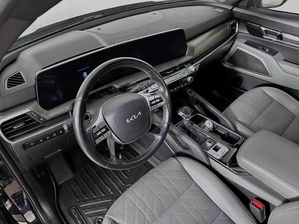 Used 2023 Kia Telluride EX X-Line AWD/4WD image 2