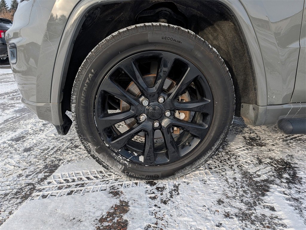 Used 2020 Jeep Grand Cherokee Altitude image 9