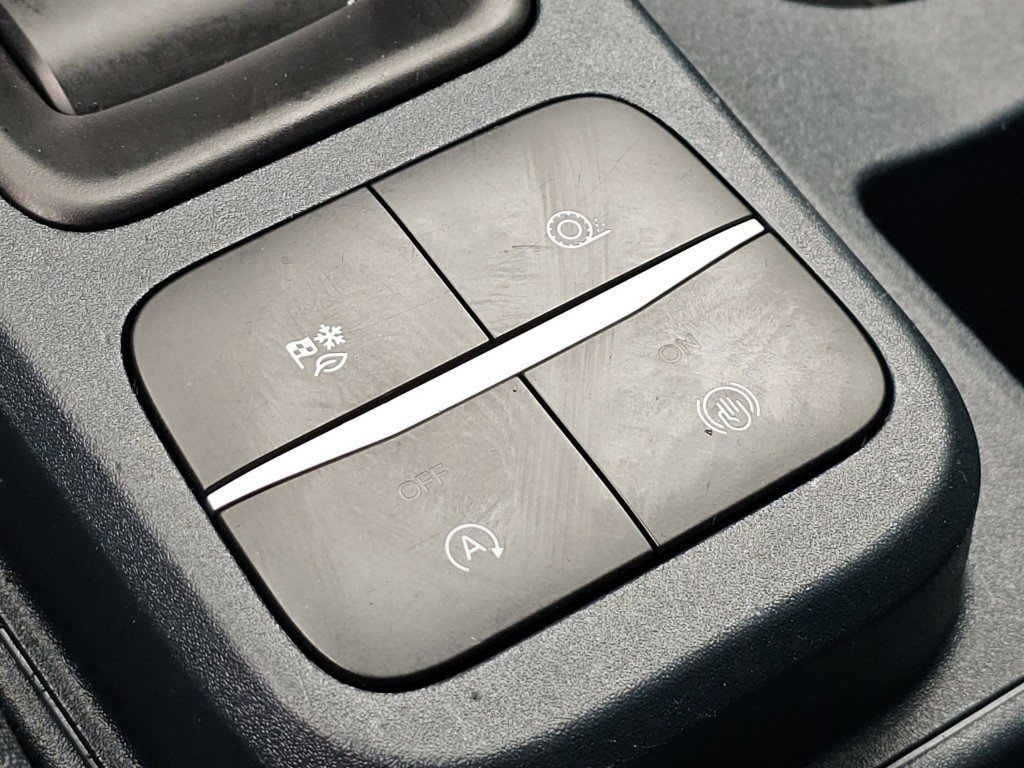 Certified 2022 Ford Maverick XLT w/ Equipment Group 300A Standard image 17