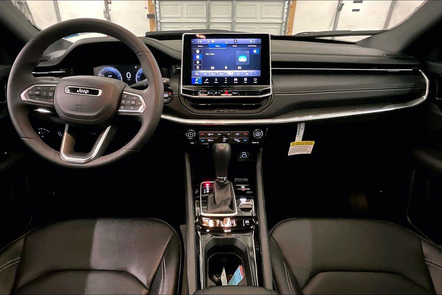 Used 2024 Jeep Compass Limited w/ High Altitude Package image 14