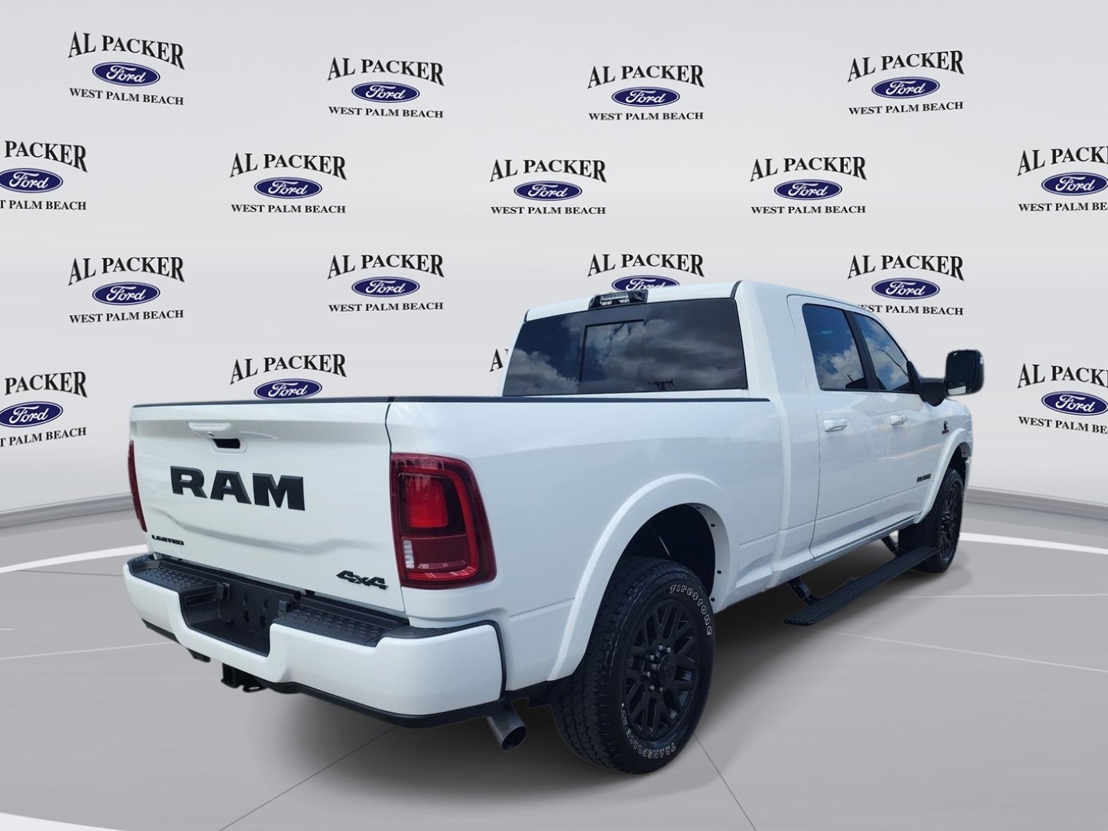 Used 2026 RAM 2500 Limited AWD/4WD image 5