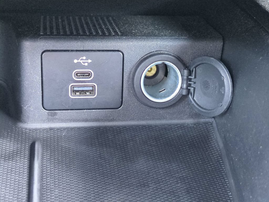 Certified 2025 Ford Escape Active FWD image 24