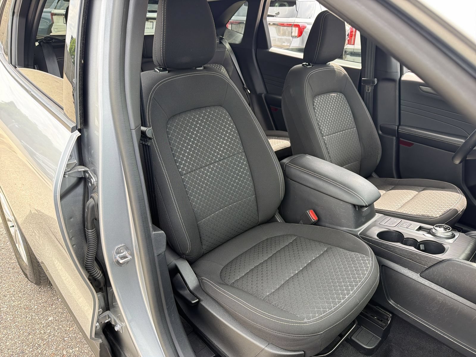 Certified 2024 Ford Escape Active AWD/4WD image 21