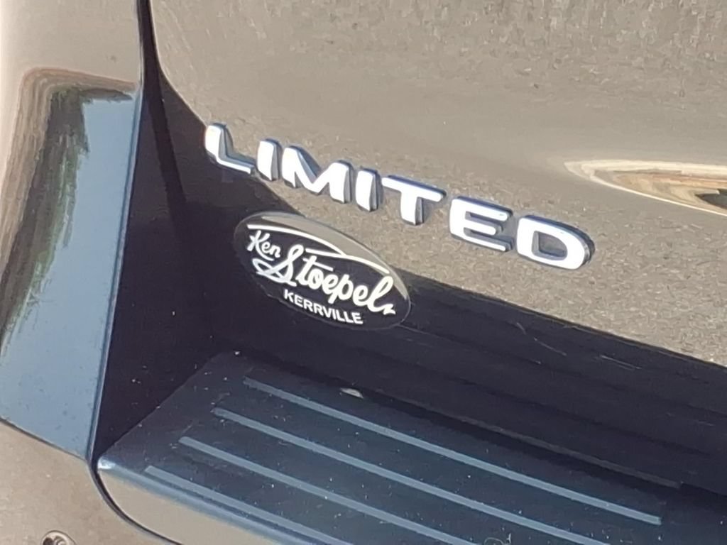 Certified 2022 Ford Expedition Limited AWD/4WD image 12
