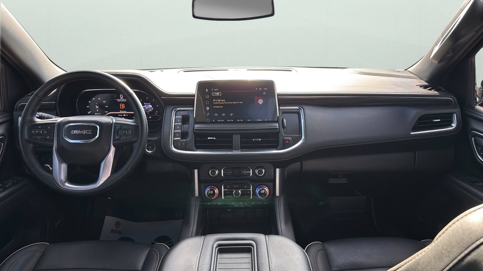 Used 2024 GMC Yukon SLT w/ SLT Luxury Package RWD image 21