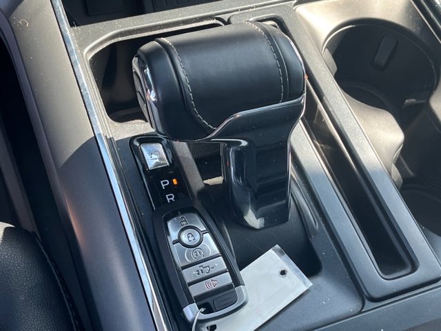 Certified 2022 Ford F150 Lariat w/ Equipment Group 502A High image 14