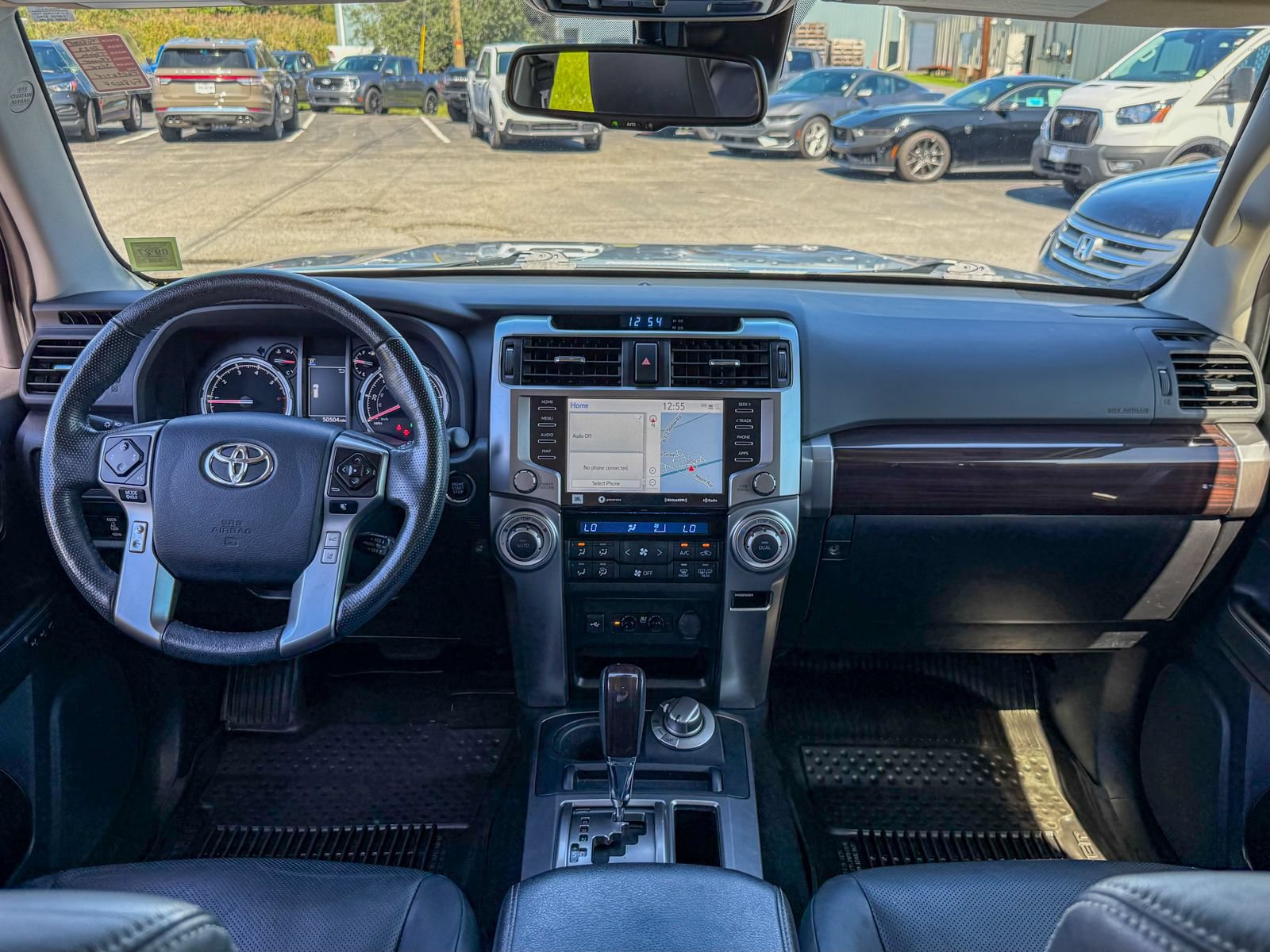 Used 2023 Toyota 4Runner Limited AWD/4WD image 18